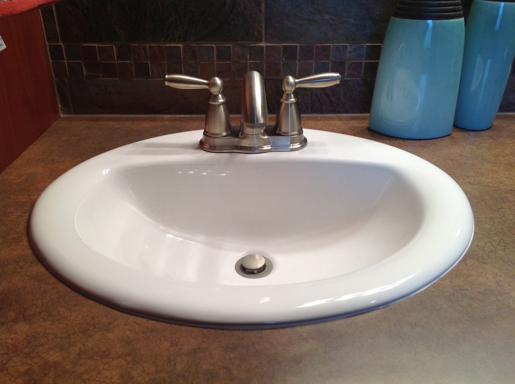 Delta, Kohler, Moen, Lynden, Bellingham, Blaine, Birch Bay, Nooksack, Everson, Sumas, Deming, Lummi Island, Ferndale, Friday Harbor, Orcas Island, Maple Falls, Burlington, Sedro Wolley, Anacortes, La Conner, Bow, Oak Harbor, Custer, Acme, Whidbey Island, Mount Vernon, Whatcom County, Skagit County, Van's Plumbing and Electric, Van's Plumbing & Electric, Showroom, Sink, Faucet, High Quality, installation, service, customer service, shower, tub, in stock, in-stock, commercial, residential, parts, accessories